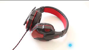 หูฟัง เกมมิ่ง คอม ไฟ ชูดหูฟังสเตอริโอเกมสำหรับ LED 3.5มม หูฟังสำหรับเล่นเกมแบบมีสายพร้อมไมโครโฟนสำหรับคอมพิวเตอร์ PS4 PS5 Xbox Bass Stereo PC Gaming Headset Gaming Headphone