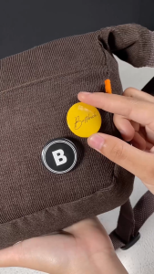 Tas Selempang Corduroy Buffback Morten Free 2 PIN