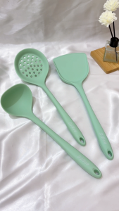 Silico Spatula Set Silikon Tahan Panas Warna Hijau 3 In 1 / Alat Masak Set Anti Lengket Sutil Centong Sayur Centong Saringan Silikon