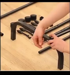 ราวแขวนเสื้อผ้า ราวเเขวนผ้าเหล็ก ราวเเขวนผ้าอเนกประสงค์ ราวแขวนผ้าพร้อมชั้นวาง สินค้ามั่นคง คุณภาพสูง แข็งแรง ทนทาน