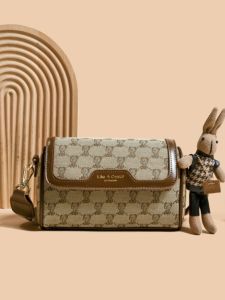 Fashionable Casual Womens Bag Original Design Pillow Shaped Crossbody Single Shoulder Bag Soft PU Material Zipper Closure