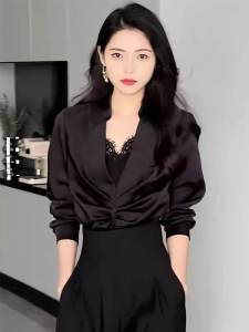 เสื้อเชิ้ตคอวีแขนยาวผู้หญิงดีไซน์ไฮเอนด์ ดีเทลผ้าลูกไม้ ทรงหลวม สไตล์ทำงาน ฤดูใบไม้ร่วง 2023