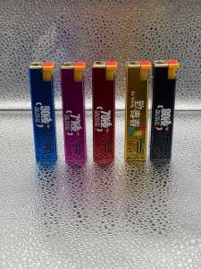 Bật lửa khè hàng màu vuông Shen Lon (1 cây- màu giao ngẫu nhiên)