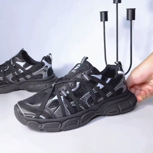 MYLY Sepatu Sneakers Kabuki Sporty Olah Raga Pria Wanita Warna Hitam Putih Casual Training Lari