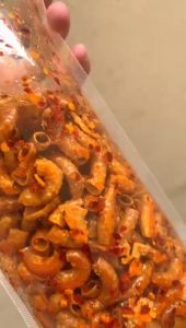 [FREE PACKING KARDUS DAN BUBLE WRAP] Camilan Makaroni Kriuk Pedas Chili Oil Daun Jeruk Kriuk