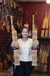 แคนลิ้นเงินคู่อย่างดีคีย์Am ประดับลวดลายสวยงาม แคนแปดลิ้นเงินคู่