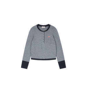 Embroidered Contrast Knit Fake Two-Piece Slim Fit Top