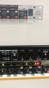 Behringer Super-X Pro CX3400 Multi-channel Crossover with Limiters stereo 2-way/3-way/ mono 4-way crossover