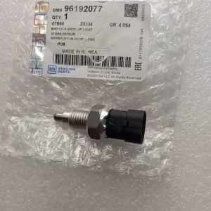 CÔNG TẮC/CẢM BIẾN ĐÈN LÙI DAEWOO CIELO. HÀNG GM CHÍNH HÃNG. MÃ 96192077