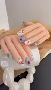100% HANDMADE Short trapezoid Artificial Nails Blue cream Merry Christmas nails with Gingerbread man and snowflakes nails Phototpy Fake Nail Press on Nail Reusable And Removable With Free Glue