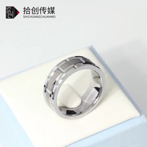 Titanium steel ring fashion personality men fashion retro European and American couple ring high-grade sense niche design male single ring food ring tail ring
