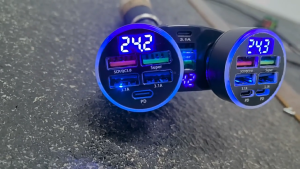 QIUWU 100W 6 cổng USB Type-C sạc xe hơi với điện áp hiển thị PD sạc nhanh