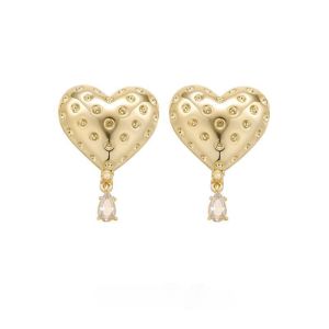 New Fashionable Silver Heart Pattern Womens Earrings Elegant Fashion OL Style Fresh Outlined Design Stud Earrings for Ladies