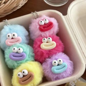 Dễ Thương Hairball Móc Khóa Mặt Dây Chuyền Miệng To Xúc Xích Xấu Xí Thiết Kế Cặp Đôi Tặng Ba Lô Mặt Dây Chuyền Chất Liệu Sang Trọng Chủ Đề Hoạt Hình