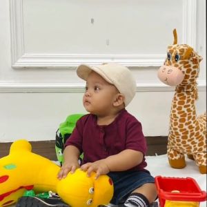 Baju Anak Kiano Kancing: Pilihan Terbaik untuk Sikecil