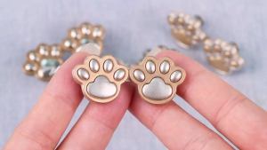 sn.141 3D Cat Claw Waist Buckle for Jeans Waist button Tightener Adjuster Hook Clips