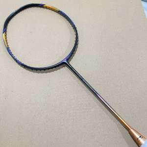 Raket Badminton Lining Aeronaut 9000 32 Lbs