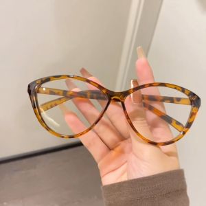 Leopard Print Cat-Eye Fashion Graded Glasses for Nearsighted +100 to +300 Large Frame Reading Glasses
