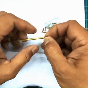 ตะเกียงเจ้าพายุ: แกนส่งเข็ม ทองเหลืองแท้ ตราผีเสื้อ (จากบริษัท Butterfly อินโดนีเซีย) สำหรับเข็ม 3 เหลี่ยม และ เข็ม 4 เหลี่ยม (แกนเดี่ยว และ ครบชุด)