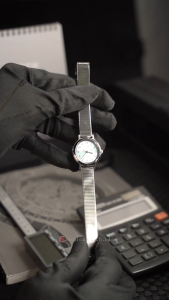 Jam Tangan Wanita Casio LTP-B170D-2B Vintage Blue Dial Silver Stainless Steel Band