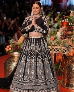[PRE-ORDER] Semistitched Faux Georgette Lengha ( Delivery 10 Days )