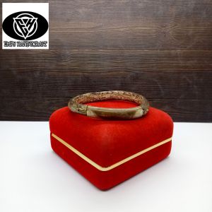 Gelang akar Bahar gundi engsel tengah