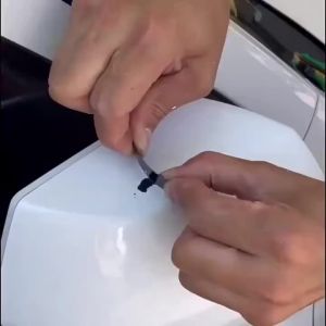 Bút Sửa Chữa Bền Bỉ Lâu Dài Dành Cho Sơn Xe Hơi Giày Dép Hành Lý Mũ Bảo Hiểm Vợt Cầu Lông - Chất Phục Hồi PVC Dạng Lỏng