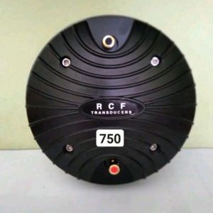 loa trép RCF 750