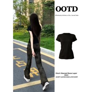SUHUIQIAN | Black Shoulder-Fitted Slim Fit T-Shirt