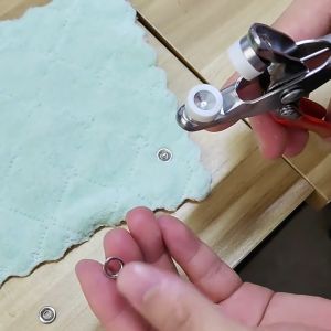 Kìm Bấm Cúc Đa Năng Kèm 100 Chi Tiết Cúc Bằng Thép Không Gỉ