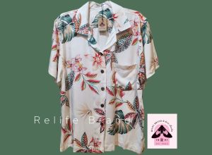 เสื้อเชิ้ตฮาวาย ลายใบไม้ขาว ใส่ได้ทั้ง ช ญ ผ้าวปันเรย่อน พร้อมส่ง
