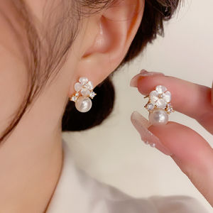 Elegant Opal Flower Pearl Stud Earrings For Women Elegant Temperament Earrings