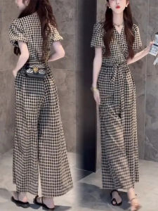 ชุดสองชิ้นลายสก็อตย้อนยุคสำหรับผู้หญิง แขนสั้น เอวสูง ทรงหลวม สวมใส่สบาย ชุดทำงานสไตล์เกาหลี ฤดูร้อน 2025
