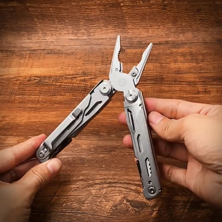 New Style 30 IN 1Stainless Steel Pocket Pliers Multifunction Folding