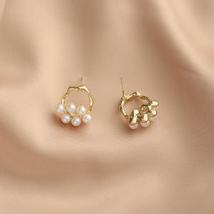 Daily Wear Hepburn Style Pearl Earrings Holeless Mosquito Coil Tray Design Elegant Clip-On Fashion Jewelry Ear Cuffs