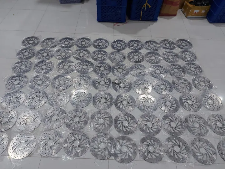 Kho%20%C4%90%C4%A9a%204%20l%E1%BB%97%20245mm%20Cho%20Exciter%20150%20-%20Image%205