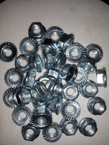 10Pcs..MUR PART MOTOR MOBIL SEPEDAELECTRICALRAK MEJAMUR BAUT K10MUR TOPI MUR FLANG M6.KONCI10 .PUTIH.