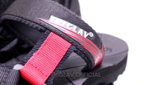 TRIGLAV - Sendal Gunung Cowok Selop Traveling Swot Slide Black Red