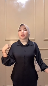 Kemeja Polos Model Melda: Pilihan Tepat untuk Acara Formal