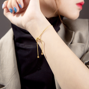 Lắc tay titan nữ kiểu dây rút tròn mền mại sáng màu cá tính không đen gỉ