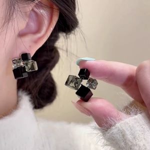 Trendy Color Block Black Crystal Cube Sugar Ear Studs 925 Silver Needle Minimalist Style Earrings New 2024 High-End Feeling