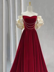 French Hepburn Style Evening Dress for Women Classy Light Luxury Minority Banquet Host Catwalk Black off-Shoulder Dress