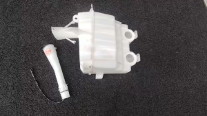 Wiper Washer Tank Kosong / Tangki Pengilap Cermin Toyota Wish Sepet ZGE20 09-17 Wiper Washer Tank / Tangki Pengilap Cermin
