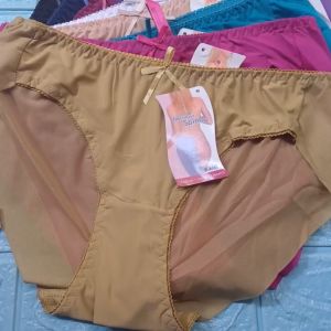 10 Quần Sịp Lót Nữ 5401 Vải Lụa Mềm Mại Quyến Rũ Không Lộ Viền MarketOnline68 1T Quần Lót Chống Dị Ứng Cho Nữ Quần Lót Đa Dạng Màu Sắc Cho Mọi Lứa Tuổi - Lazada