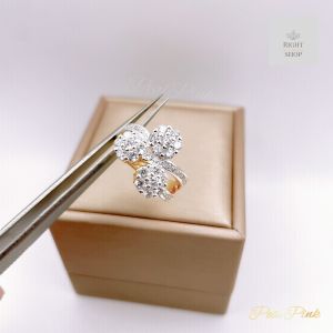 แหวนเพชรหน้ากว้างกระจุกดอกไม้สามวง ขนาด ฟรี ไซค์ สวยเด่น เต็มหน้านิ้ว