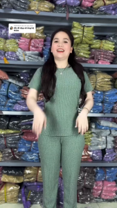 Đồ bộ gân đũa lạnh cổ Tròn - tay Ngắn  - quần baggy chất vải thun gân đũa lạnh  co dãn dày dặn quần có 2 túi.