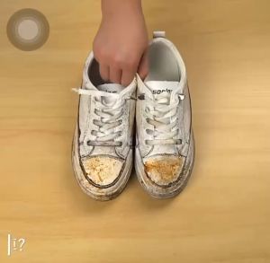 SG Stock 200ml White Shoes Cleaner Whitening Foam / Sneaker Cleaning Sports Shoe Whitener Japan Formula Shoes Cleaner