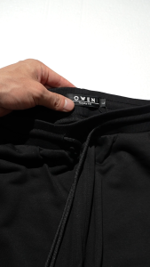 OWEN - Quần nỉ Regular Fit QN241453 màu Đen chất liệu CVC Spandex