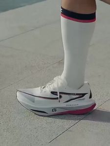 Erke | Full Carbon Plate Bounce Cushion Running Shoes