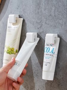 Bathroom Storage Rack Punch-Free Wall-Mounted Facial Cleanser Toothpaste Holder Wall Skincare Storage Hanging Clip